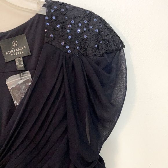 Adrianna Papell Navy Blue Gown - Excellent Condition - Picture 4 of 11